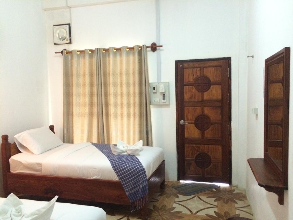 Phonemany Guesthouse Pakbeng Exterior photo