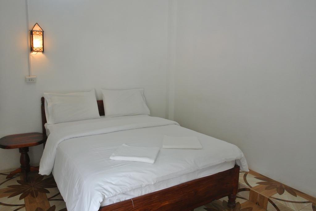 Phonemany Guesthouse Pakbeng Exterior photo